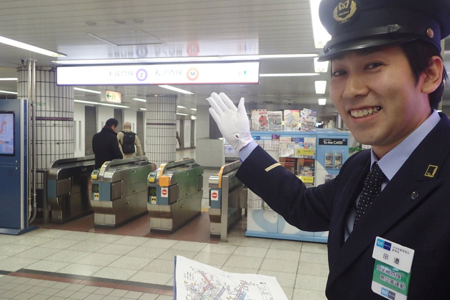 東京メトロ「大手町駅」からJR「東京駅」どう進む？ 現役駅員に教えてもらいました