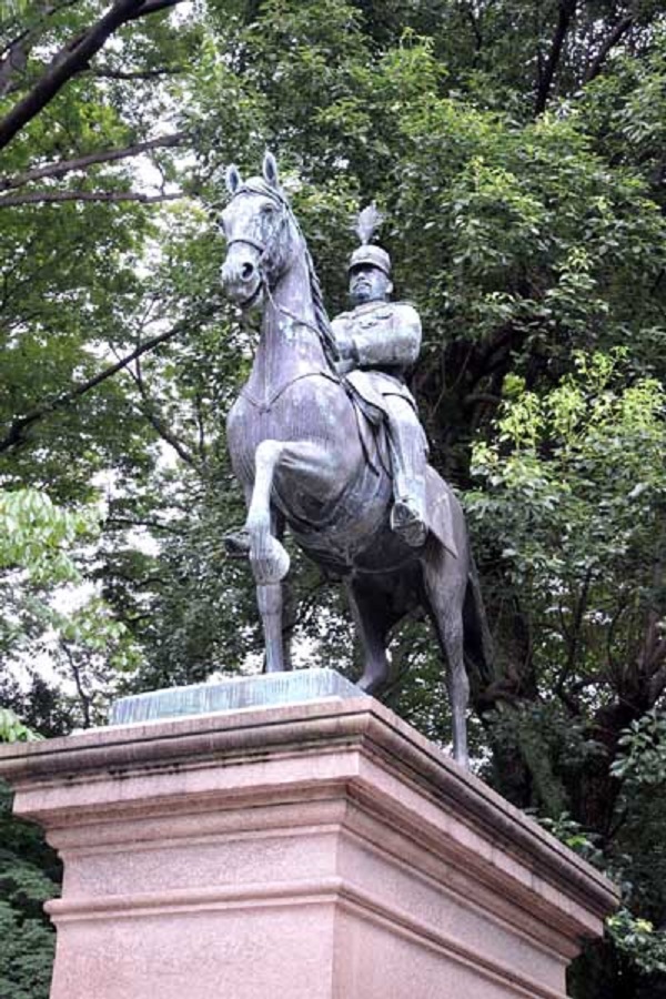 東京に残る3体の「騎馬像」 勇壮な姿に見る近代日本の歴史とは