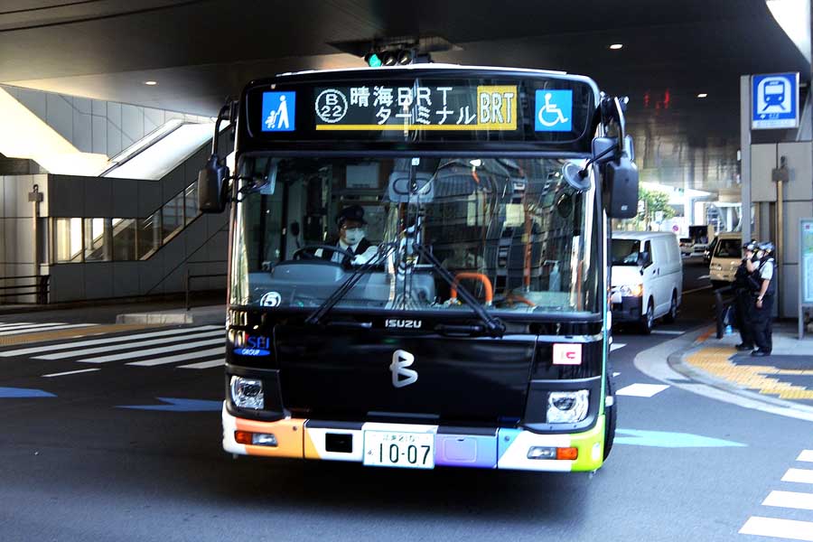 1日プレ運行開始 東京BRT「連節バス」が新橋～晴海間しか走らないワケ