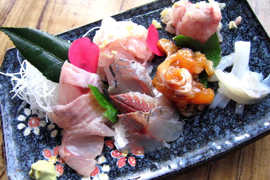 まんまるおめめに鋭い歯 伊豆諸島で密かに人気上昇中、謎の美味魚「シャビ」とは