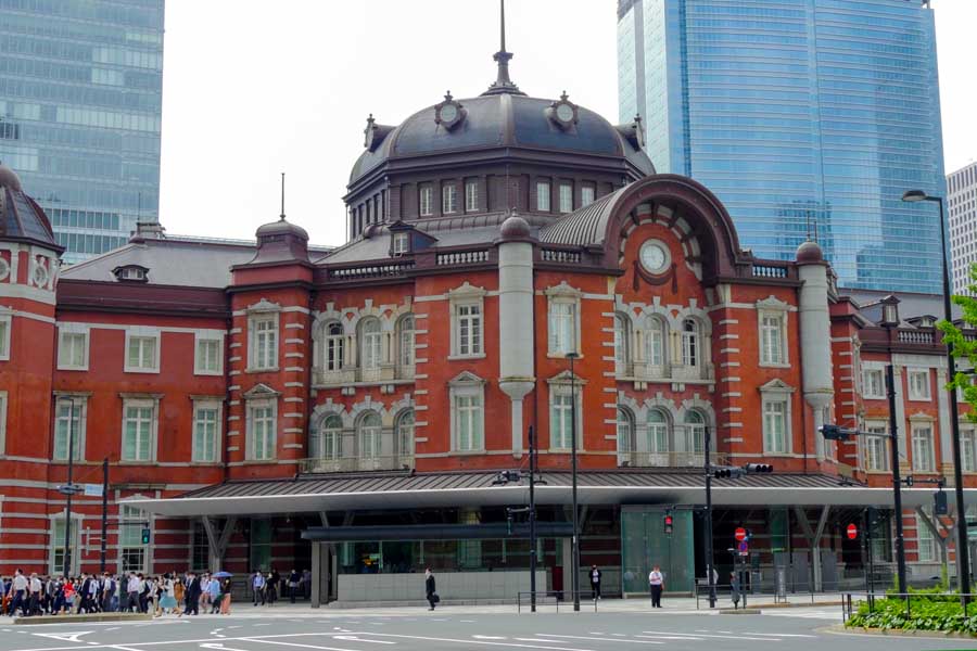 赤レンガ造りの「東京駅」 一歩間違えたら、お寺のような「渋いデザイン」になっていた！