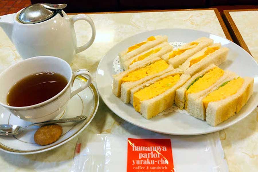 定番サンドイッチから「日本一のマンゴープリン」まで 銀座・有楽町で食べられる「黄色いメニュー」5選